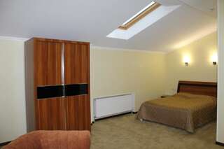 Гостиница Uragi Hotel Пятигорск Улучшенный двухместный номер с 1 кроватью-1